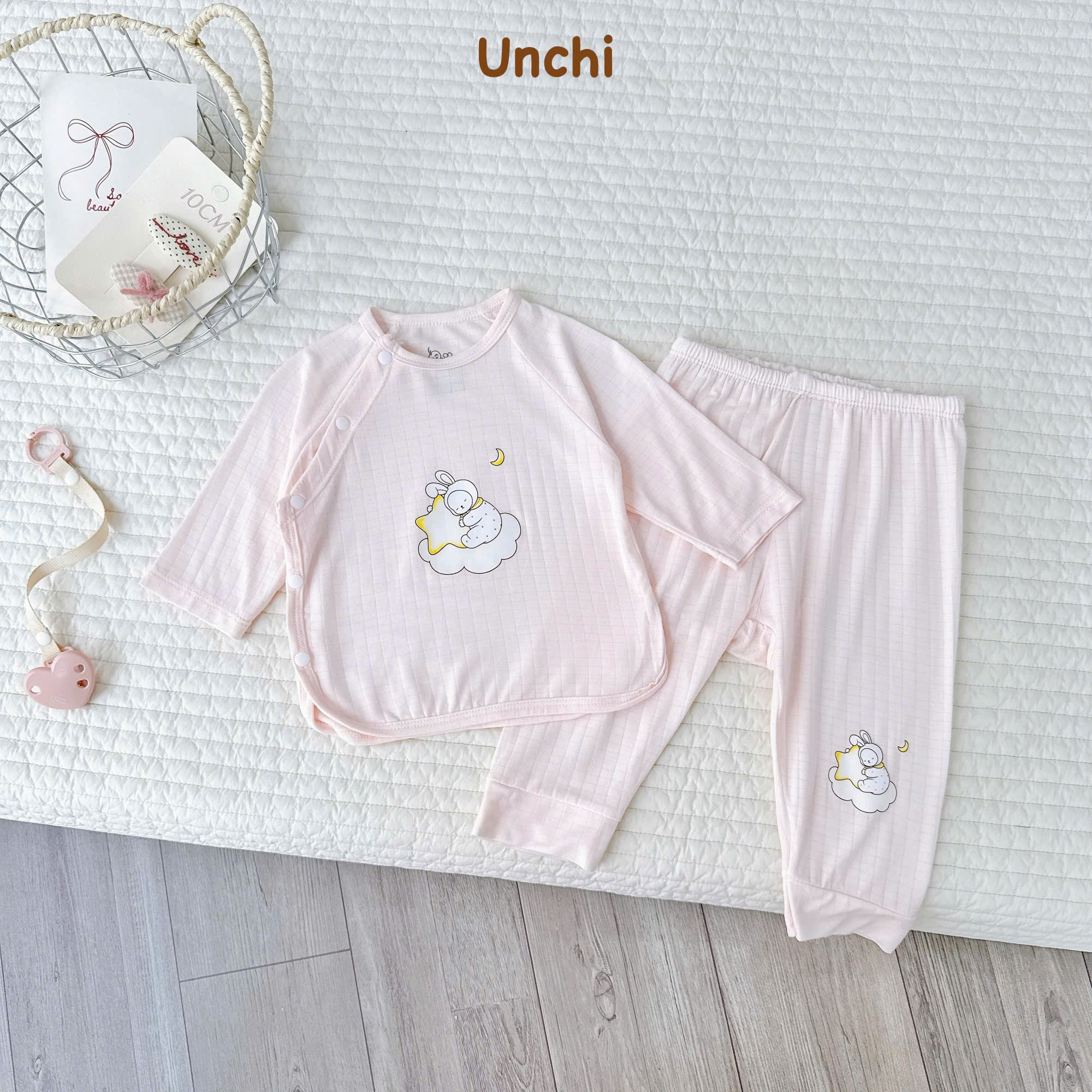 ( UD23 ) Bộ dài tay Unchi Chất liệu petit mềm mại, co giãn , thiết kế khuy bấm dày dặn. From quần đáp đũng to rộng cho bé mặc bỉm thoải mái — ảnh 7