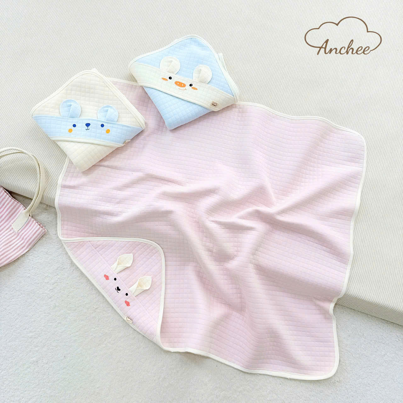 ( UA2 ) Ủ Choàng xốp 4 mùa phối tai thú Anchee mã mới cho bé từ sơ sinh, Chất Liệu Xốp Hàn Cotton kháng khuẩn, mềm mại, Kích Thước 80x80cm — ảnh 2