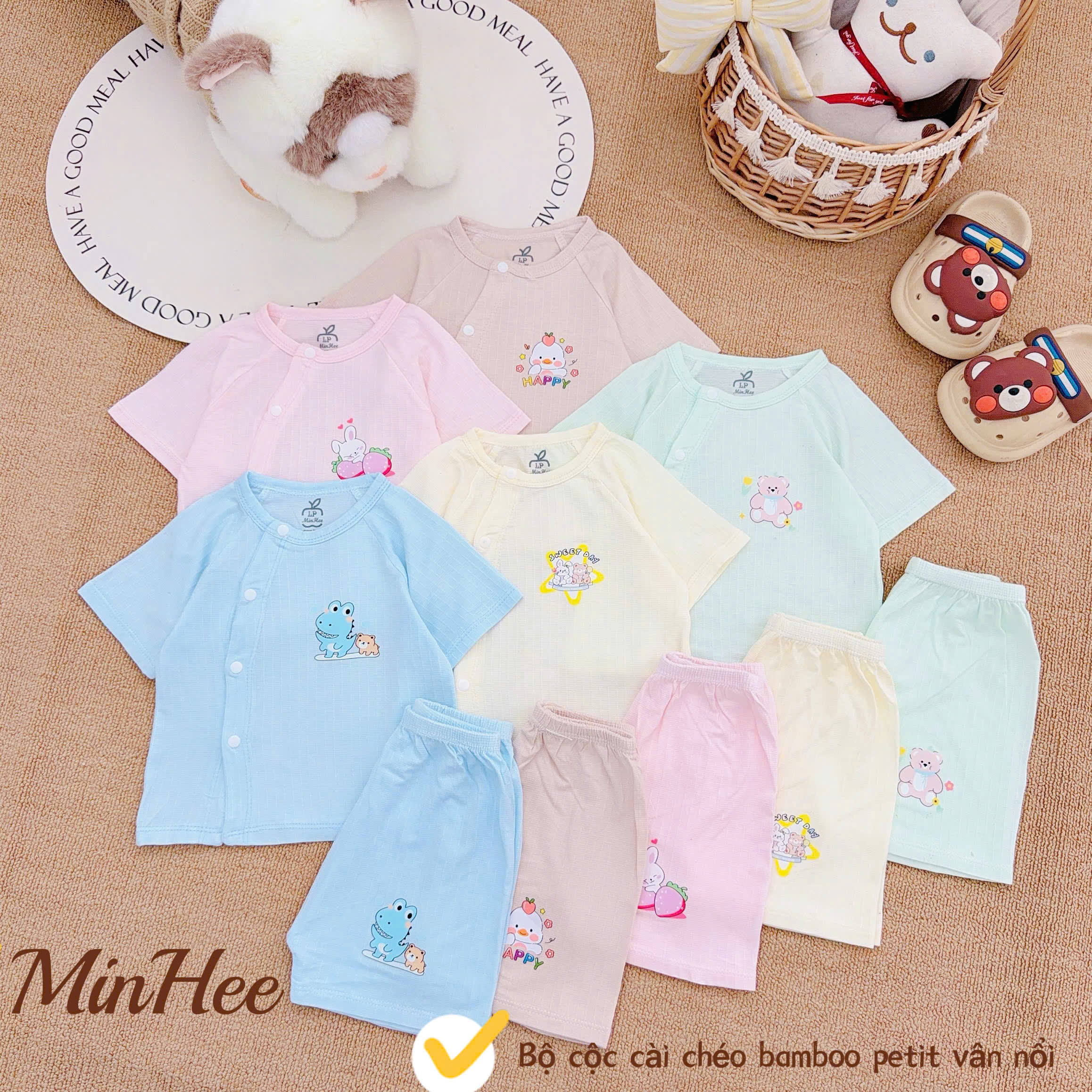 ( MH2 ) Bộ cộc tay sơ sinh MinHee, petit dập vân cài chéo cho bé 0-9 tháng
